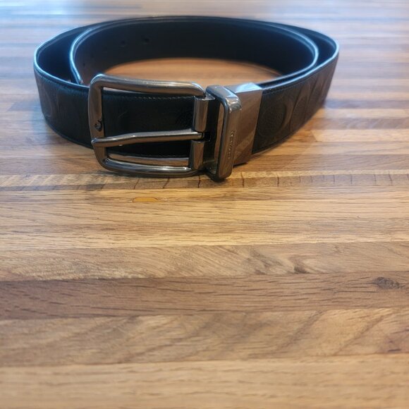 Coach Black Leather Belt with Raised Embossed C Logo Print - Picture 10 of 10